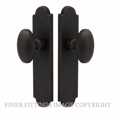 WINDSOR 5073-5076 CAMDEN OVAL KNOB ON PLATE DARK ROMAN BRASS