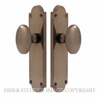 WINDSOR 5073-NB CAMDEN VICTORIAN PLAIN PLATE NATURAL BRONZE