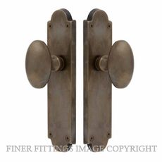 WINDSOR 5073-5076 CAMDEN OVAL KNOB ON PLATE OIL RUBBED BRONZE