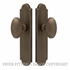 WINDSOR 5073-5076 CAMDEN OVAL KNOB ON PLATE ROMAN BRASS