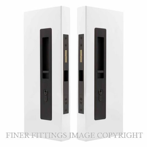 WINDSOR 5730 LUME SLIDING DOOR LOCKSET  KEY-KEY DARK ROMAN BRASS