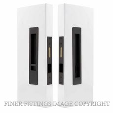 WINDSOR 5700 LUME SLIDING DOOR PRIVACY SET SNIB-EMERGENCY  DARK ROMAN BRASS