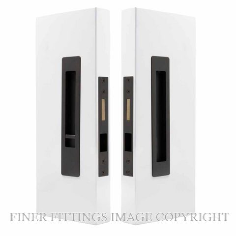 WINDSOR 5710 LUME SLIDING DOOR PRIVACY SET SNIB-BLANK  DARK ROMAN BRASS