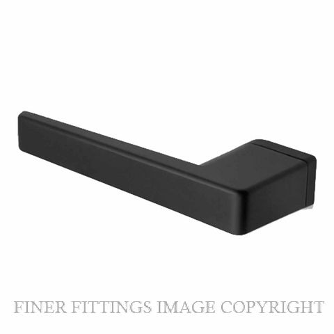 MILES NELSON OBLIQ COLLECTION MATT BLACK