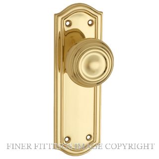 TRADCO KENSINGTON PASSAGE FURNITURE POLISHED BRASS