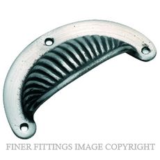 TRADCO 3589 DRAWER PULL FLUTED CI 95 X 50MM POLISHED METAL