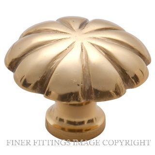 TRADCO 3675 CUPBOARD KNOB FLUTED 35MM POLISHED BRASS