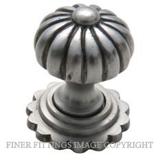 TRADCO 3696 - 3697 CABINET KNOBS POLISHED METAL