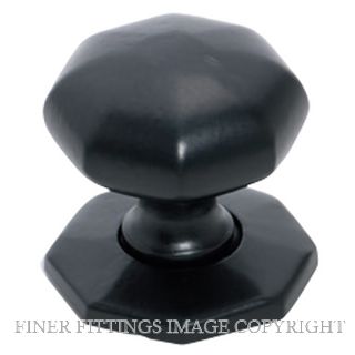 TRADCO 4084 CUPBOARD KNOB OCTAGONAL W/BPLATE CI MATT BLACK