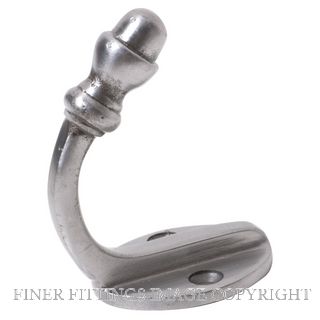 TRADCO 3958 ROBE HOOK CI POLISHED METAL