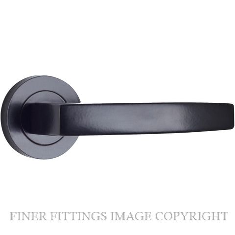 WINDSOR 9022-9052 BLK CORBELL LEVER ON ROSE MATT BLACK