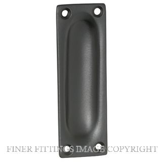 TRADCO 1584 FLUSH PULL MATT BLACK 28X88MM