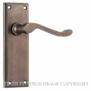 TRADCO 9709 CAMDEN LEVER LATCH ANTIQUE BRASS