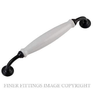TRADCO 4176 - 4177 CABINET HANDLES WHITE-MATT BLACK