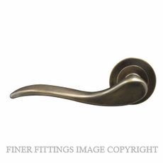 WINDSOR 8170 - 8197 HERMITAGE LEVER ON ROSE OIL RUBBED BRONZE