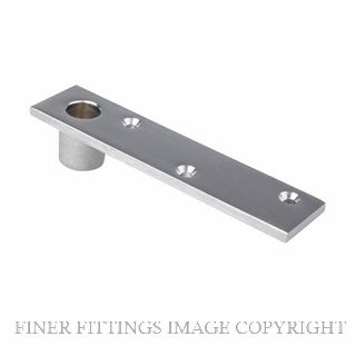 DRAKE & WRIGLEY 1570 SC DOOR PIVOT PLATE SATIN CHROME