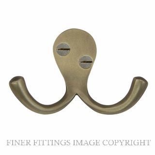 WINDSOR 5236 RB DOUBLE ROBE HOOK ROMAN BRASS