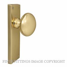 WINDSOR 3002-3016 VICTORIAN KNOB ON PLATE UNLACQUERED BRASS