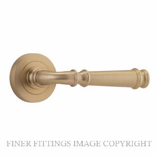 IVER 0602 VERONA LEVER ON ROSE HANDLES BRUSHED BRASS