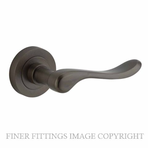 IVER 20791 STIRLING LEVER ON ROSE HANDLES SIGNATURE BRASS