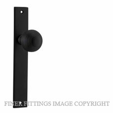 IVER 12824 GUILDFORD KNOB ON RETANGULAR PLATE MATT BLACK