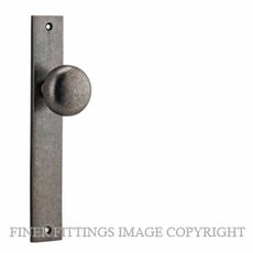 IVER 13822 CAMBRIDGE KNOB ON RETANGULAR PLATE DISTRESSED NICKEL