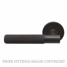 WINDSOR 8431 - 8473 DRB VERGE DIAMOND KNURL LEVER ON ROSE DARK ROMAN BRASS