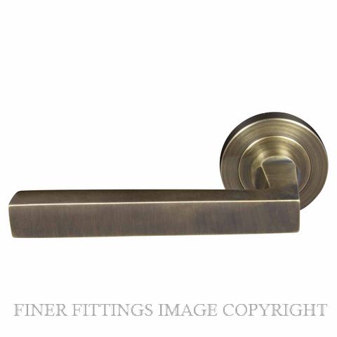 WINDSOR 8221 - 8229 BHB FEDERAL LEVER ON ROSE BRUSHED BRONZE