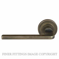 WINDSOR 8211 - 8219 OR CHALET LEVER ON ROSE OIL RUBBED BRONZE