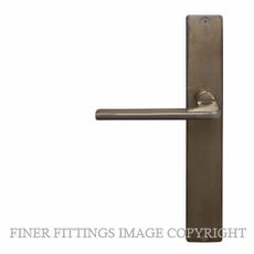 WINDSOR 8215 - 8300 AB CHALET LEVER ON PLATE ANTIQUE BRONZE