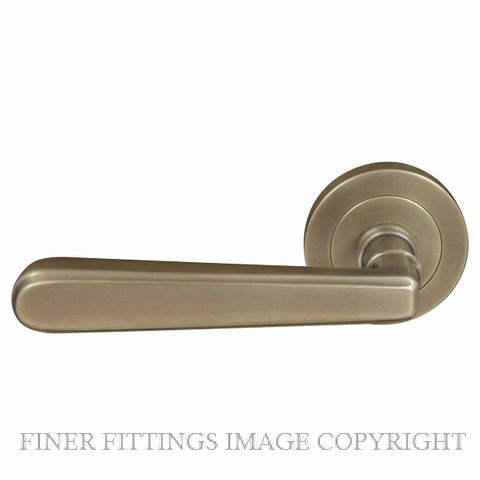 WINDSOR 8231 - 8239 VILLA LEVER ON ROSE ROMAN BRASS