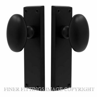 WINDSOR 5179 BLK CAMDEN KNOB OVAL PLATE PASSAGE HANDLE SET MATT BLACK