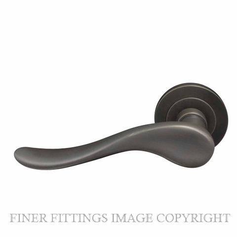 WINDSOR 8167 - 8243 DRB HAVEN LEVER ON ROSE DARK ROMAN BRASS