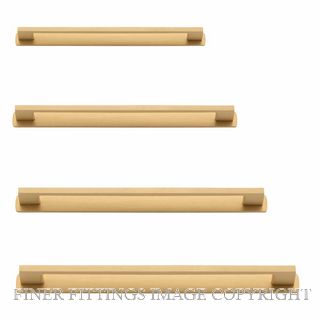 IVER 0554B CALI CABINET HANDLE & PLATE 130MM BRUSHED BRASS