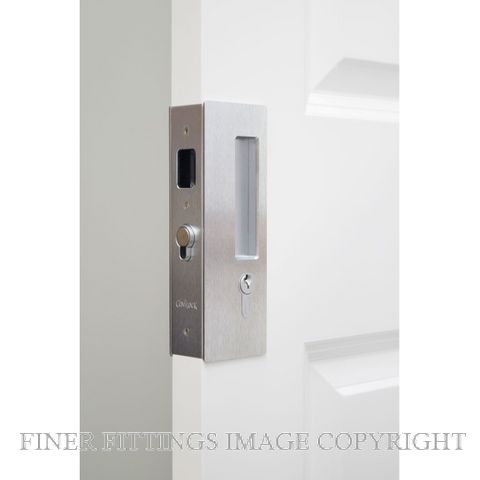 CL400 SINGLE DOOR SET DOUBLE KEY LOCKING MAGNETIC 33-40MM