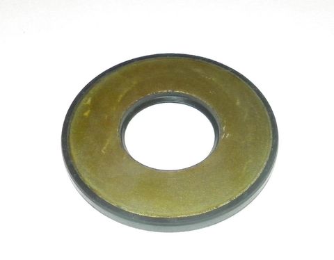 Kawasaki 900 / 1100 PTO Outer Side Crank Shaft Oil Seal