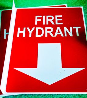 Hydrant 90Deg location sign