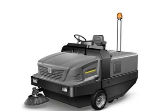 KARCHER KM150/500 LPG RIDE ON FLOOR AND VACUUM SWEEPER