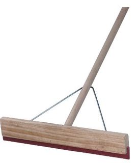 OATES RED RUBBER SQUEEGEE  WITH HANDLE & BRACKET WOODEN BACK 450mm 164806