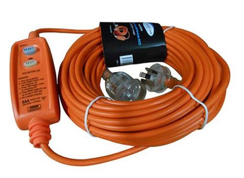 CLEANSTAR EXTENSION LEAD WITH BUILT IN RCD SAFETY SWITCH 10 AMP 20M
