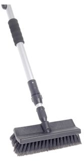 SABCO TRUCK & CARAVAN BRUSH WITH TELESCOPIC WATERFED HANDLE