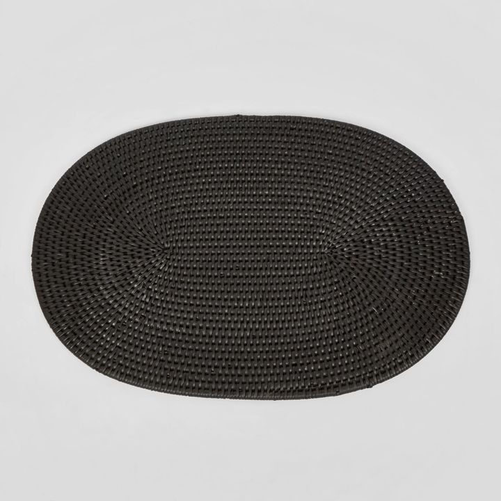 Paume Rattan Oval Placemat Black