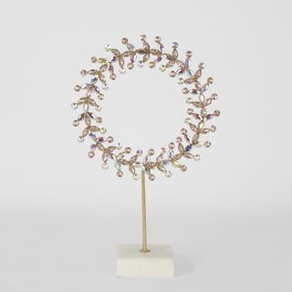 Chesar Gemstone Wreath on Marble Stand Pink Sml