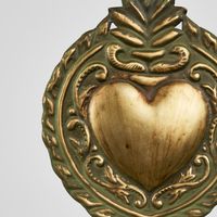 Raken Hanging Heart Ornament