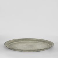 Iron Round Tray MED