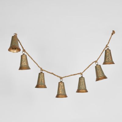 Hanging Bell Garland Bronze