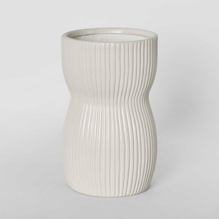 Austin Vase White  Medium