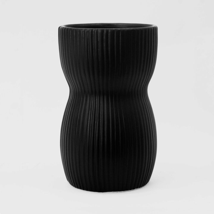 Austin Vase Black  Medium