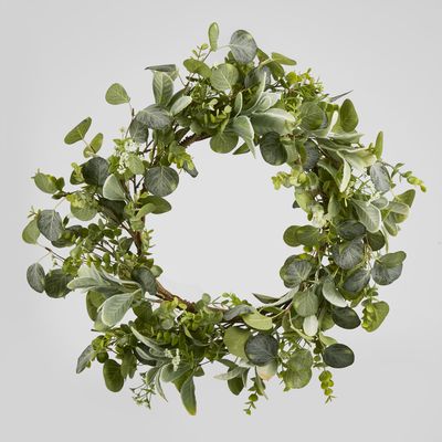 Eucalyptus Gypsophila Wreath