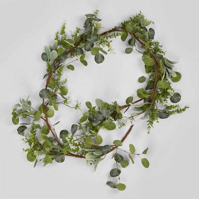 Eucalyptus Gypsophila Garland